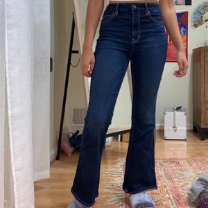 ***SOLD ON DEPOP*** AE high-wasted flare jeans